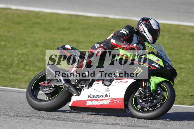 /02 28.-31.01.2025 Moto Center Thun Jerez/gruen-green/612